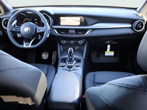 New 2025 Alfa Romeo Stelvio Sprint AWD/4WD image 15
