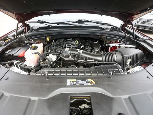 Used 2023 Jeep Grand Cherokee Limited w/ Luxury Tech Group II image 21