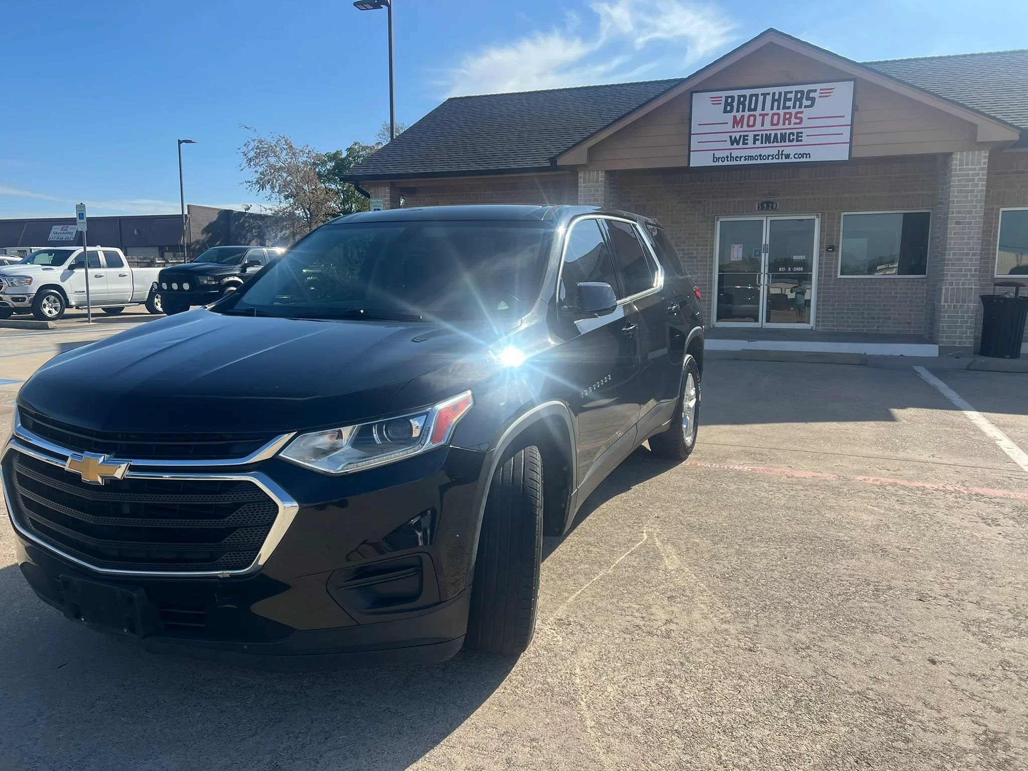 Used 2019 Chevrolet Traverse LS FWD image 2