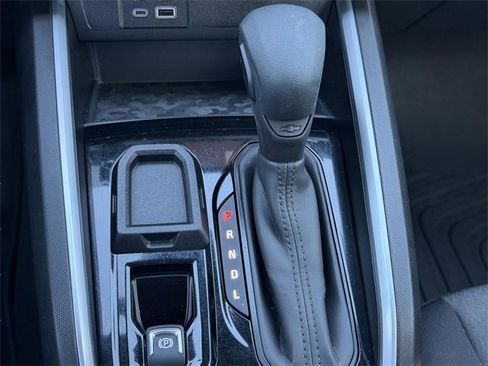 Certified 2024 Chevrolet Colorado W/T w/ WT Convenience Package II image 19