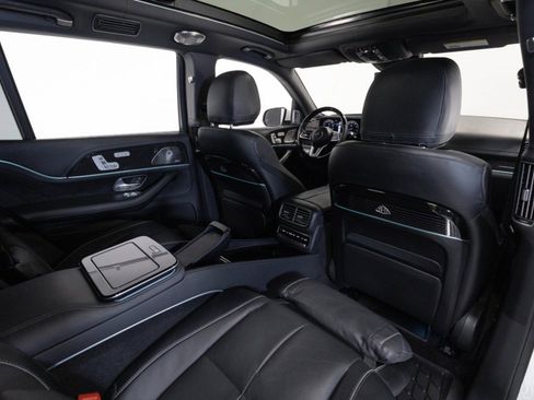 Used 2023 Mercedes-Benz Maybach GLS 600 4MATIC image 73
