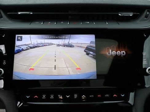 New 2026 Jeep Grand Cherokee L Limited AWD/4WD image 19