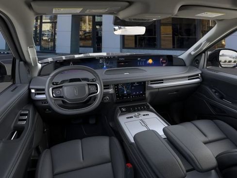 New 2026 Lincoln Navigator L Reserve AWD/4WD image 10