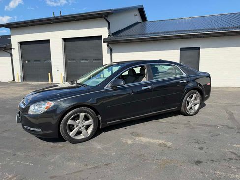 Used 2012 Chevrolet Malibu LT FWD image 2