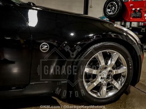 Used 2004 Nissan 350Z Touring image 55