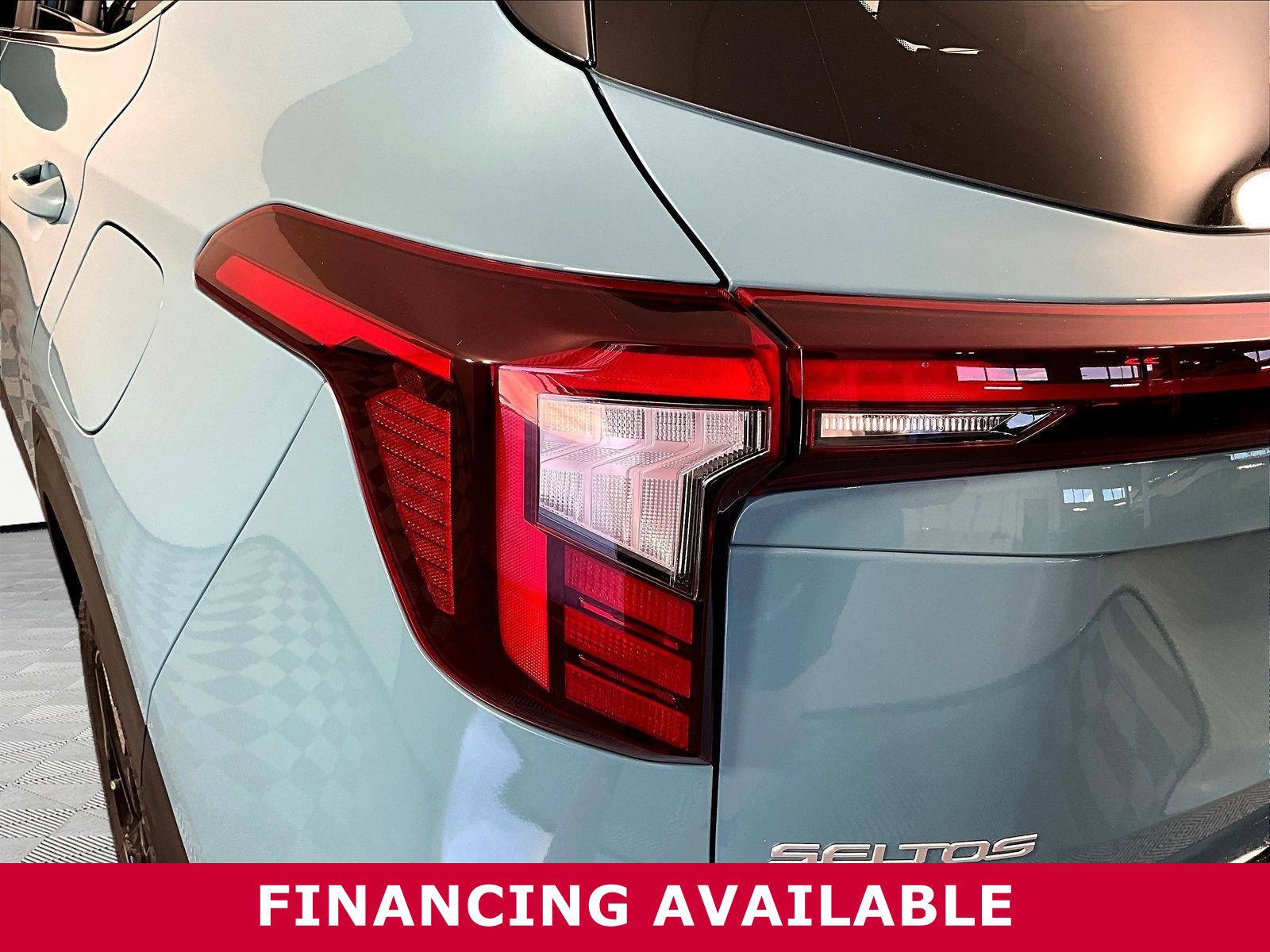 Used 2024 Kia Seltos EX FWD image 22