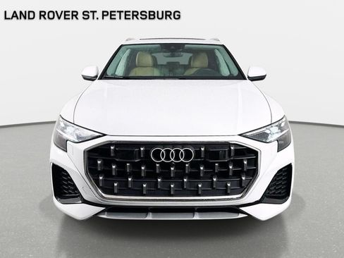 Used 2025 Audi Q8 Premium Plus AWD/4WD image 2