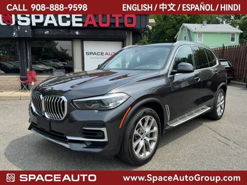 Used 2022 BMW X5 xDrive40i AWD/4WD image 1