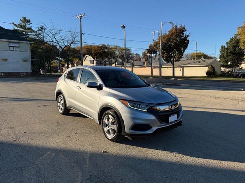 Used 2022 Honda HR-V LX image 1