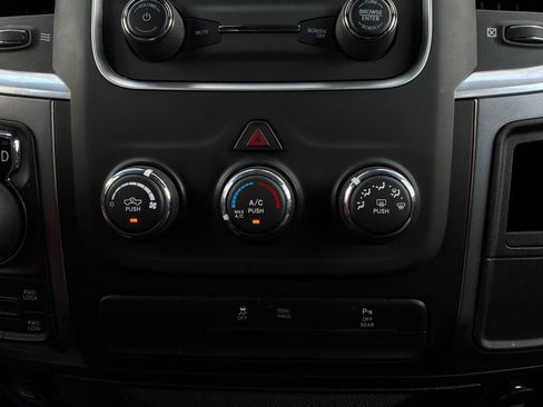 Used 2022 RAM 1500 Classic Warlock AWD/4WD image 26