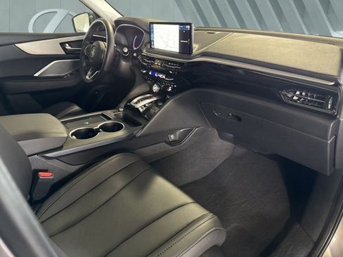 Used 2025 Acura MDX SH-AWD image 27