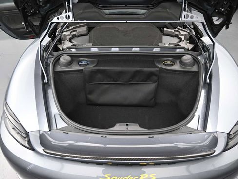 Certified 2025 Porsche 718 Boxster Spyder RS RWD image 16