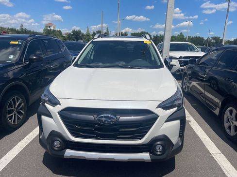 Used 2025 Subaru Outback Touring w/ Popular Package #2 AWD/4WD image 2