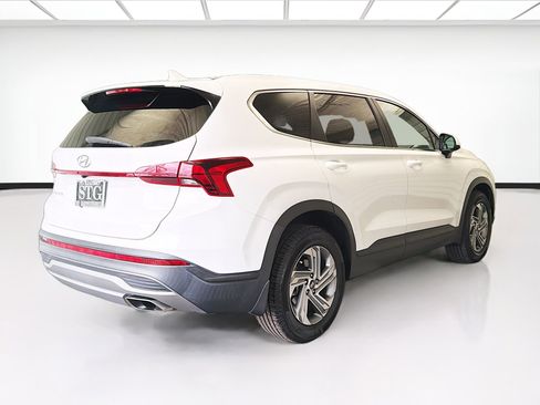 Used 2023 Hyundai Santa Fe SE FWD image 4