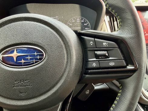 Used 2025 Subaru Outback Onyx Edition AWD/4WD image 40