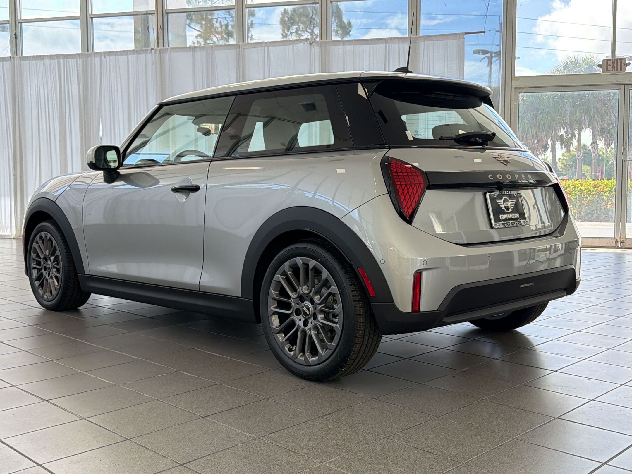 New 2026 MINI Cooper 2-Door Hardtop FWD image 3