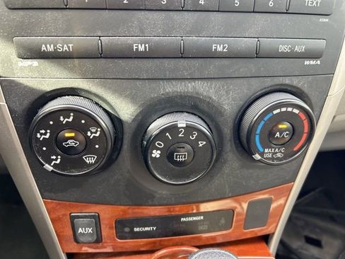 Used 2009 Toyota Corolla S image 12