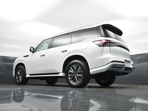 New 2026 INFINITI QX80 Pure image 43