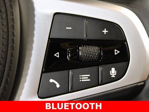 Used 2024 BMW Z4 M40i w/ Premium Package image 18