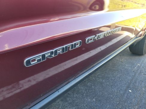Used 2018 Jeep Grand Cherokee Limited w/ Luxury Group II AWD/4WD image 9