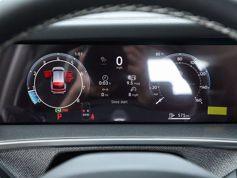 New 2026 Volkswagen Tiguan S FWD image 27