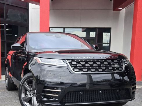 Used 2021 Land Rover Range Rover Velar R-Dynamic S image 11