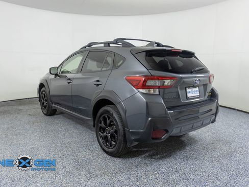 Used 2022 Subaru Crosstrek 2.5i Sport w/ Moonroof Package AWD/4WD image 5