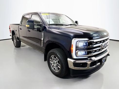Certified 2023 Ford F250 Lariat w/ Lariat Ultimate Package AWD/4WD image 1