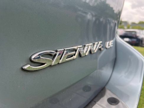 Used 2007 Toyota Sienna LE FWD image 13