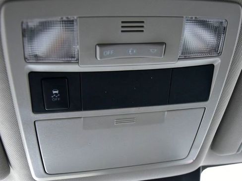 Used 2019 Toyota Tacoma SR5 image 25