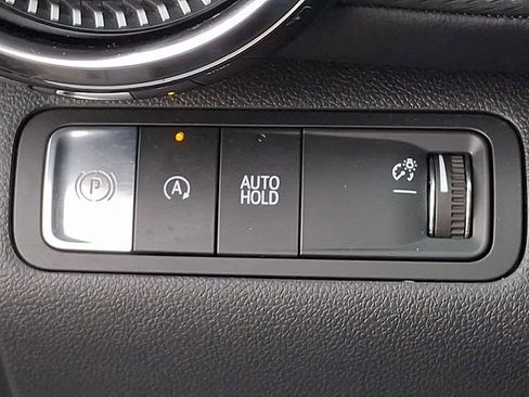 Used 2026 Chevrolet Equinox LT FWD image 23