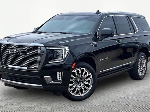 Used 2024 GMC Yukon Denali Ultimate AWD/4WD image 1
