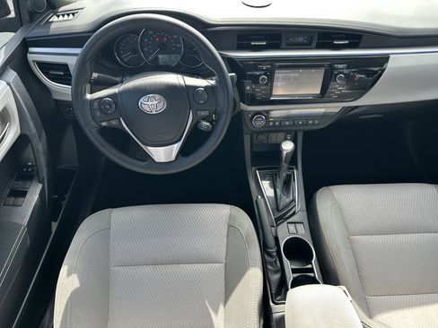 Used 2015 Toyota Corolla LE image 23