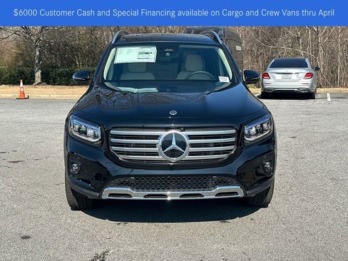 New 2026 Mercedes-Benz GLB 250 image 2