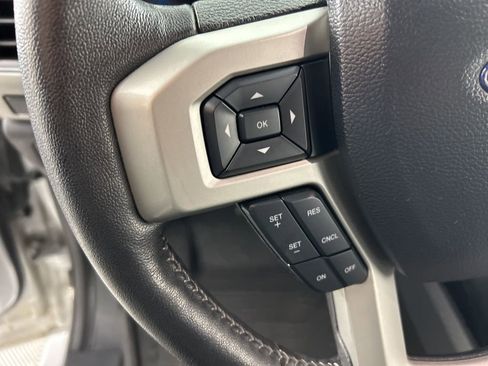 Used 2019 Ford F250 Lariat w/ Lariat Ultimate Package image 21