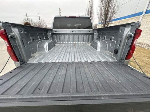 Used 2024 Chevrolet Silverado 1500 Custom image 24