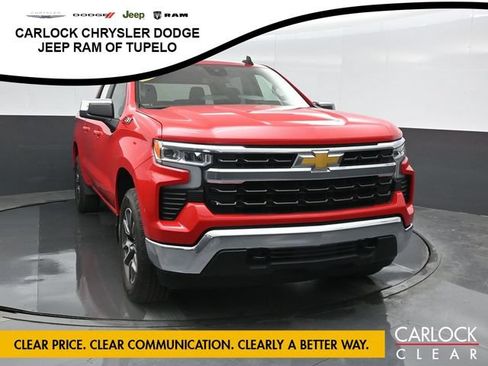 Used 2024 Chevrolet Silverado 1500 LT w/ Z71 Off-Road Package AWD/4WD image 6