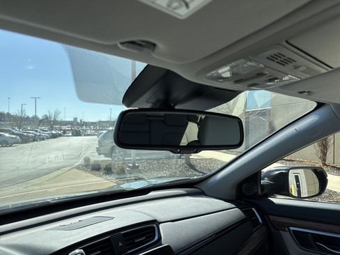 Used 2018 Honda CR-V Touring image 27