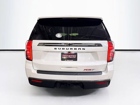 Used 2021 Chevrolet Suburban RST AWD/4WD image 7