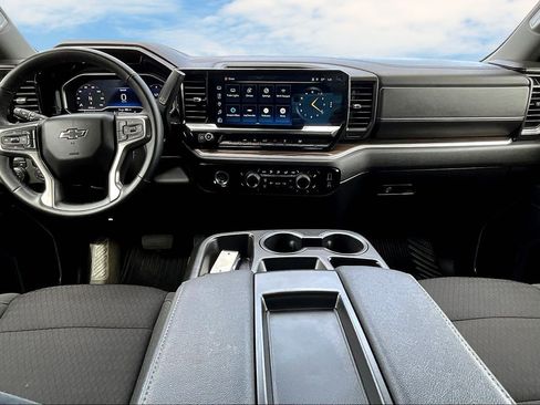 Used 2024 Chevrolet Silverado 1500 RST image 8