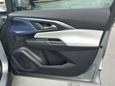 New 2026 Chevrolet Equinox EV LT image 16