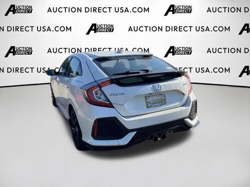 Used 2018 Honda Civic Sport image 11