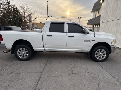 Used 2018 RAM 2500 Tradesman w/ Chrome Appearance Group image 6