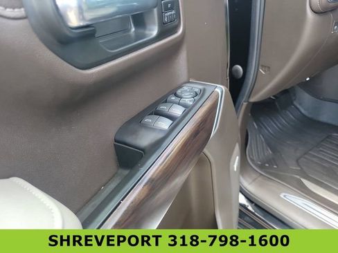 Used 2022 GMC Sierra 1500 SLT AWD/4WD image 24