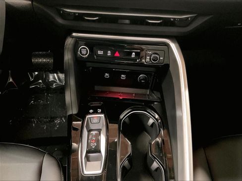 Certified 2025 Audi Q5 Premium AWD/4WD image 33