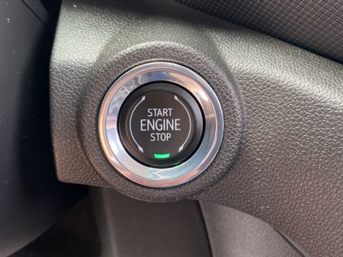 Used 2023 Chevrolet TrailBlazer LT AWD/4WD image 21