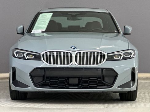 Certified 2023 BMW 330e w/ M Sport Package image 5
