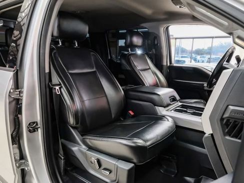 Used 2019 Ford F250 Lariat w/ Lariat Value Package image 31