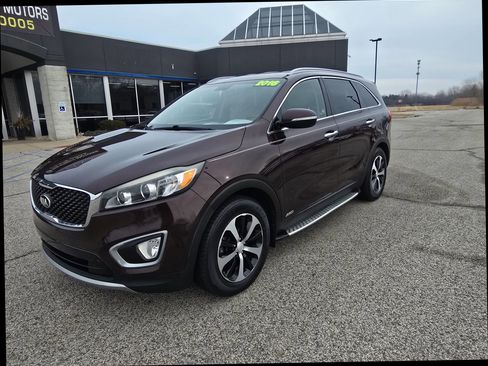 Used 2016 Kia Sorento EX image 3