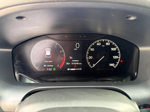 Used 2025 Honda HR-V Sport image 24